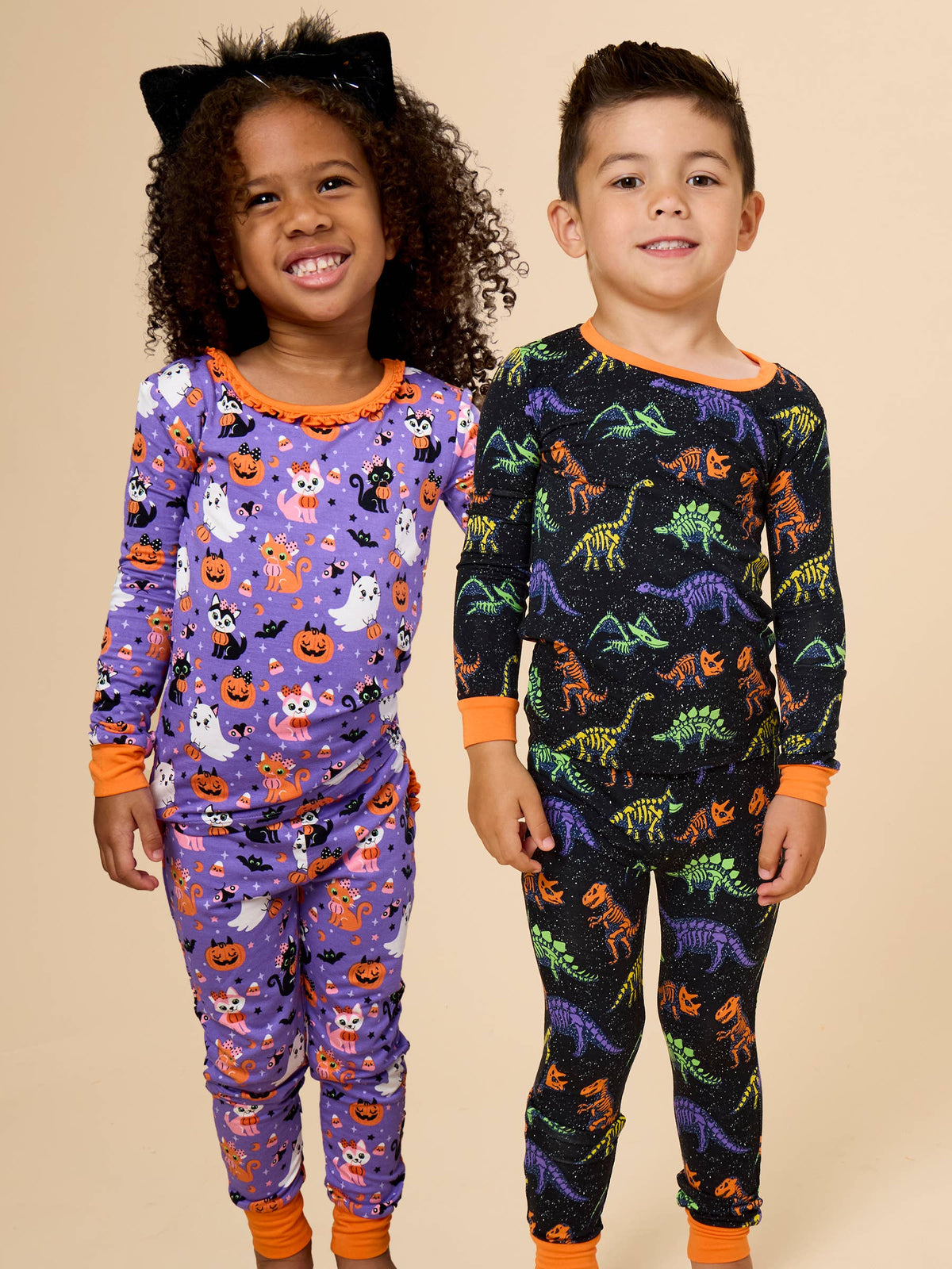 SoftSnooze™ Kids Bamboo Viscose Prehistoric Dinosaur Pals Glow-In-The-Dark Long Sleeve Pajama Set