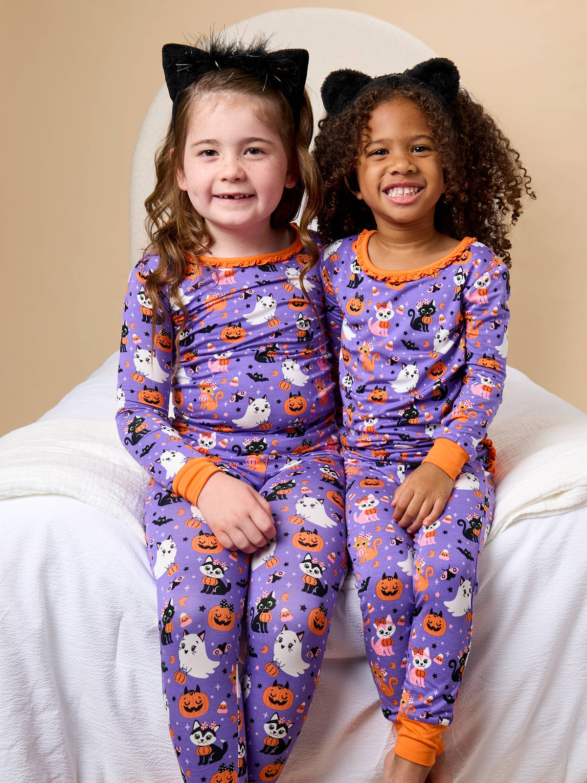 SoftSnooze™ Toddler Girls Bamboo Viscose Boo-tiful Kittens Ruffle Long Sleeve Pajama Set with Signature Rear Ruffles