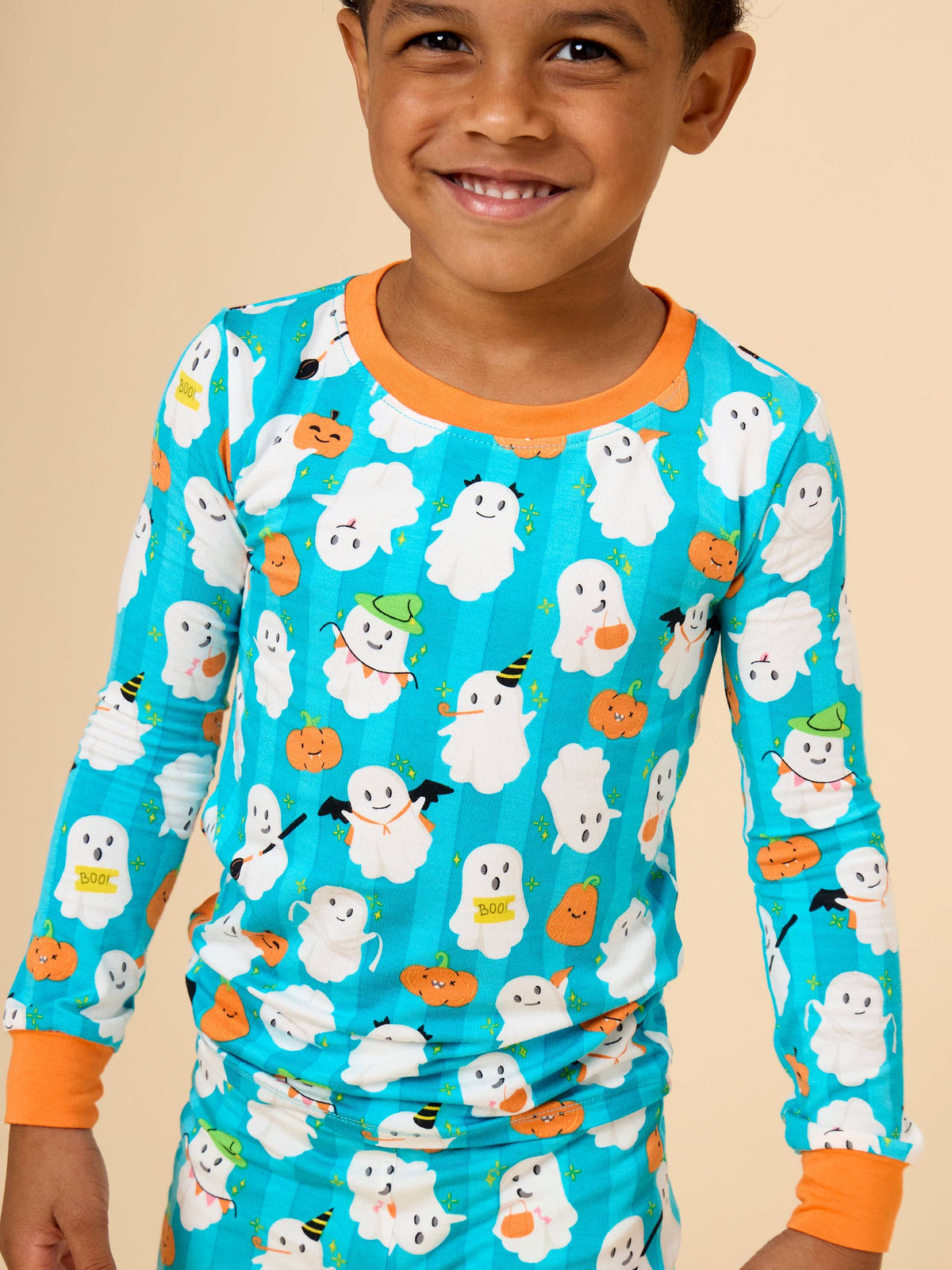 SoftSnooze™ Kids Bamboo Viscose Halloween Boo Bash Long Sleeve Pajama Set